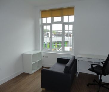 1 bedroom property to rent - Photo 4