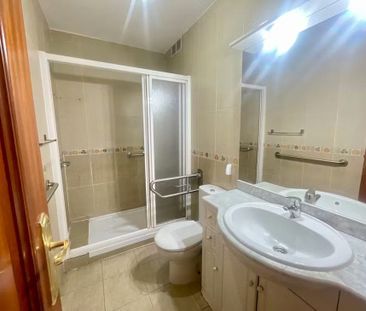 Calle Valdemoro, Getafe, Community of Madrid 28901 - Foto 2