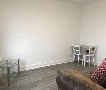 3 bedroom house share to rent - Photo 2