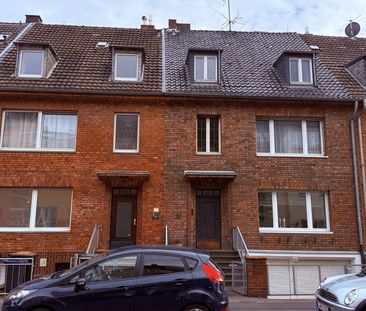 Zentral & ruhig – attraktive 2-Zimmer-Wohnung zur Miete in Sülz. - Foto 1