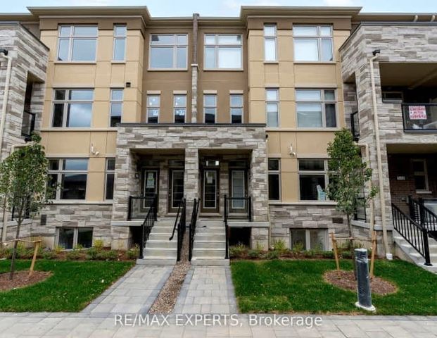 08-15 Fieldridge Crescent - Photo 1