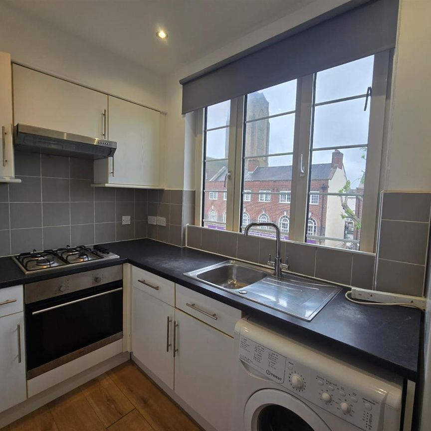 High Street, Beckenham BR3, London - Photo 1