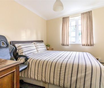 Gilbert Close - Photo 1