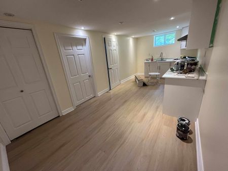 For Lease - 86 Gardiner Drive Unit# Bsmt, Hamilton, Ontario - Photo 5