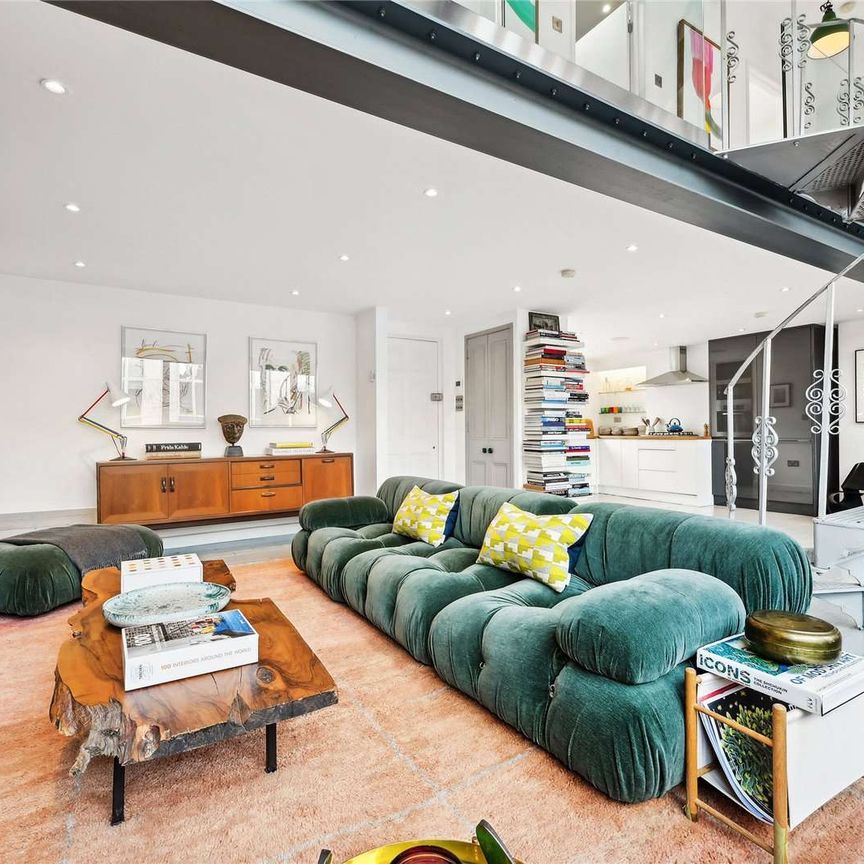 SHORT LET Fantastic loft style apartment with open plan living space. - Photo 1