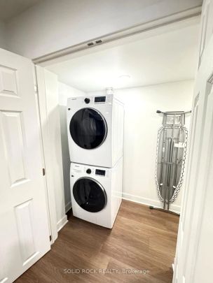 1117 Apolune Street N #B - Photo 1