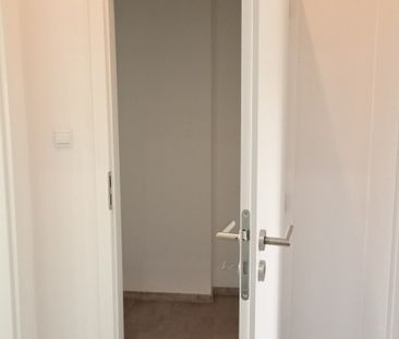 Wohnung erstrahlt für Sie in neuem Glanz & tolle EBK vorhanden - Photo 6