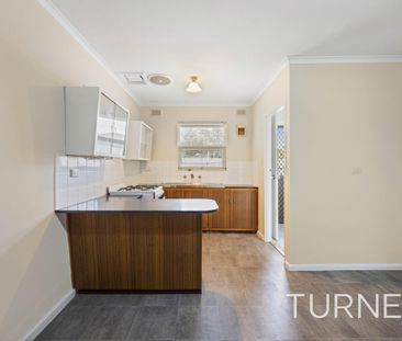 Neat & Convenient 2-Bedroom Home in Firle - Photo 4