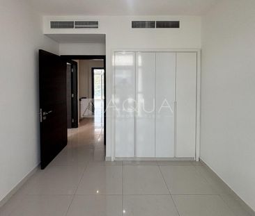 Live Better | 3BR Corner Garden |Vardon - Photo 2