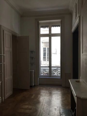 Appartement T5 A Louer - Lyon 2eme Arrondissement - 219.84 M2 - Photo 4