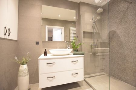 Mokotów Al. Sikorskiego 9 - 3 pokoje 67 m2 garaż - Zdjęcie 2