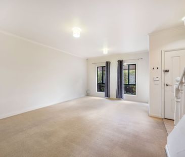 Town House In Ideal location - Photo 4