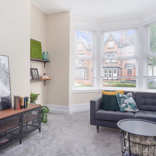 8 Estcourt Avenue, Headingley, Leeds, LS6 3ES - Photo 1