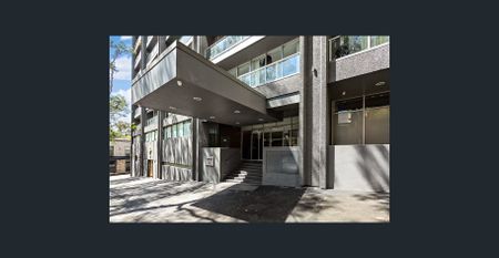 SIMPLY STUNNING - Photo 5