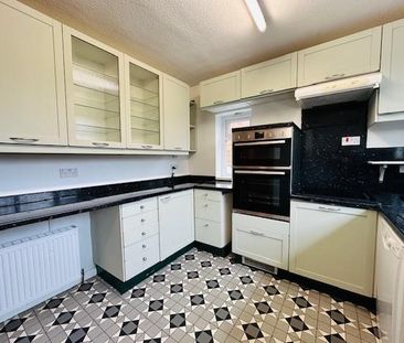 3 bedroom bungalow to rent - Photo 6