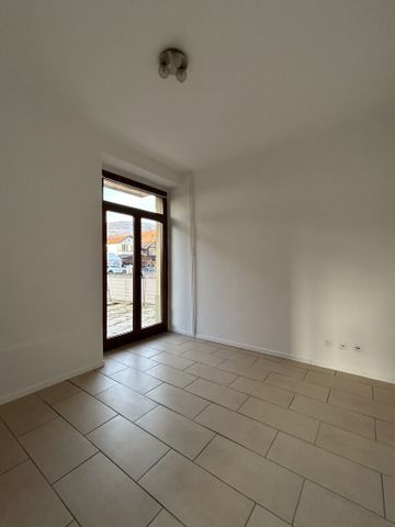 Large 2.5-room apartment in Champagne - Photo 5