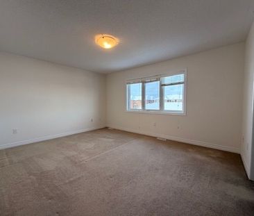 For Lease - 492 Church Street, Markham, Ontario - Photo 4