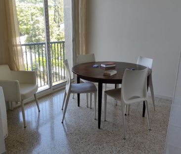 Location Appartement 1 pièce 38m² AIX EN PROVENCE 90ème - Photo 4