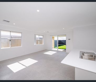 Beautiful and new, waiting for you - Photo 2