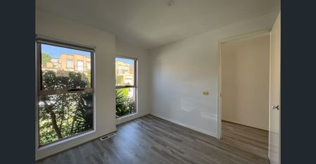 CHARMING 2 BEDROOM HOME IN KEALBA! - Photo 2