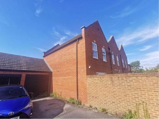 2 bedroom house to rent - Photo 1