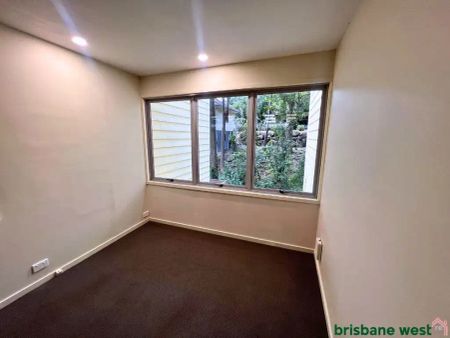 “PICTURESQUE ACREAGE LIFESTYLE” - Photo 2