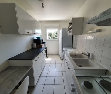 Location Appartement 3 pièces 76m² - Photo 4