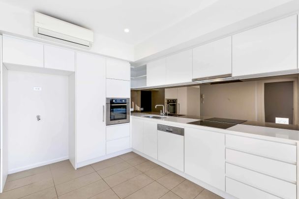 Unit 20503/300 Old Cleveland Road, Coorparoo. - Photo 1