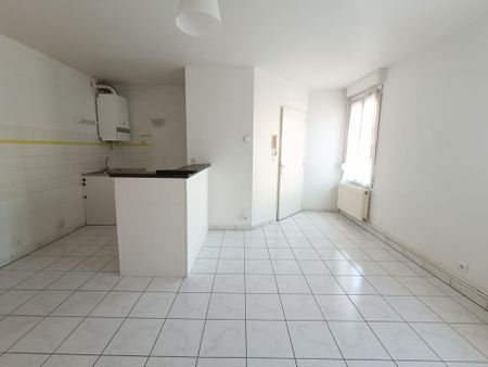 Location Appartement 3 pièces 48m² REIMS 51100 - Photo 4