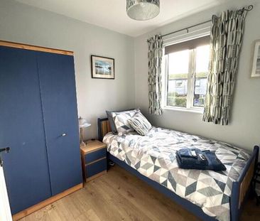 46 Thornhill Parade, Stormont, Belfast, BT5 7AU - Photo 3