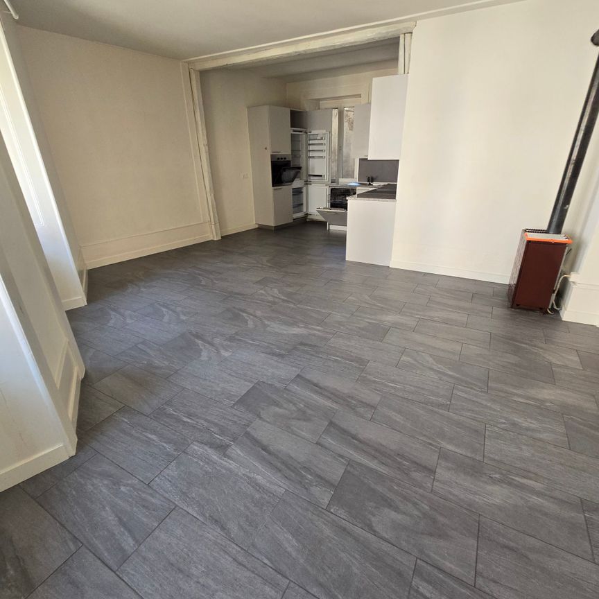 Appartement de 4.5 pièces au 1er étage droite. - Photo 1