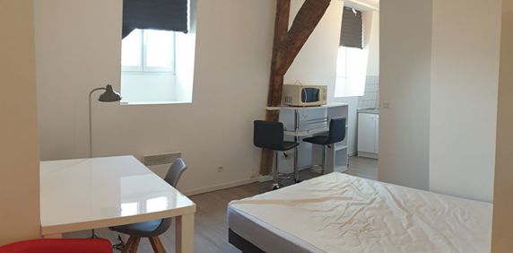 Apartment - Photo 2