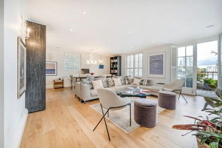 Admiral Square, Chelsea Harbour, SW10 - Photo 2