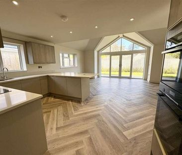 The Willows, Woodlinken Drive, Verwood, Dorset, BH31 - Photo 6