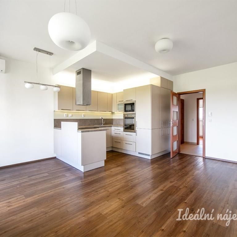 Pronájem bytu 3+kk 66 m2 - Fotografie 1