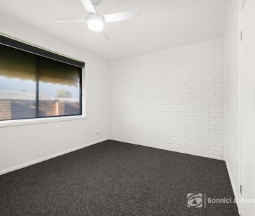 MODERN COMFORT AND CONVENIENCE IN WODONGA - Photo 3