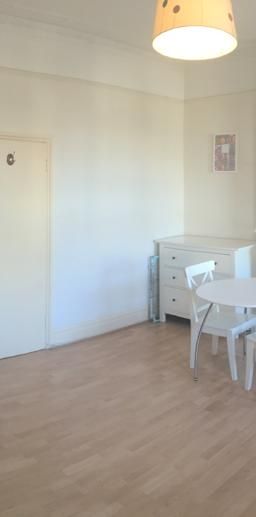 Wandsworth , SW18 (Flat) - Photo 1