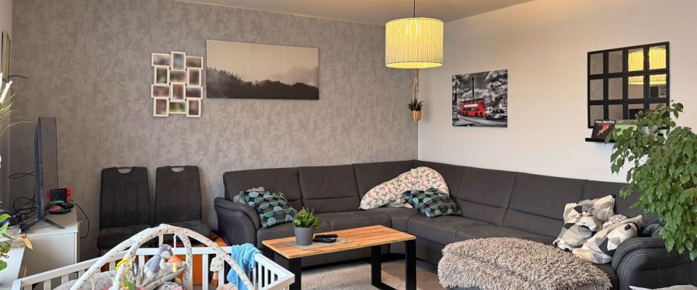 Gepflegte Doppelhaushälfte mit Garten, Garage & Carport in absolut zentraler Lage von Ostgroßefehn - Foto 1