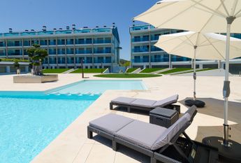 Apartment for rent on the beachfront of Arenal in Javea.