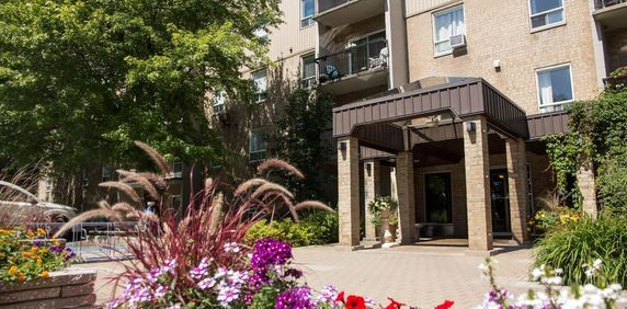 4 1/2 Charlesbourg - Piscine - jardins - libre/décembre/janvier - Photo 2