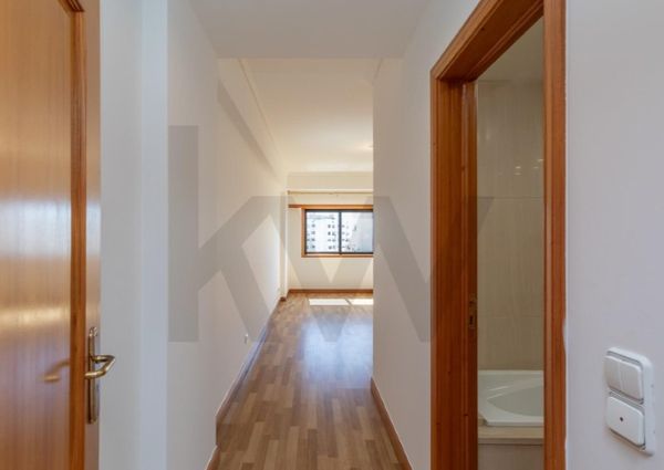 Apartamento T4 em Lisboa