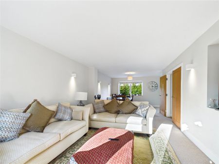 Old Maltings Approach, Melton, Woodbridge, IP12 1FN - Photo 4