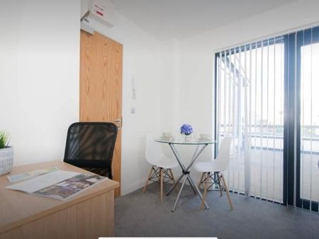 1 Bed Flat, Bracken House, M1 - Photo 2
