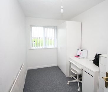 76 Downshire Road, Carrickfergus, BT38 7LD - Photo 6