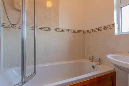 Woodville Road, Cathays, CF24 - Photo 2