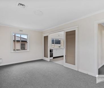 Three bedroom family home in great location - Photo 1