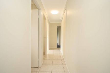 Fully Air Conditioned - Large Tiled Patio - Side Access - Corner Block - Photo 4