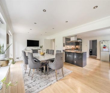 6 bedroom detached house to rent - Photo 6
