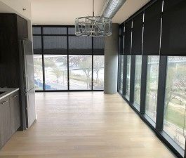 Executive 2 bedroom in No1 River Landing - Photo 2