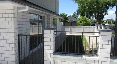 Modern 3-Bed, 2-Bath Luxury Living in Desirable Location - Photo 5